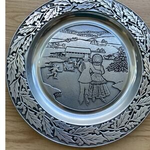 Vintage 1981 Wilton Armetale Pewter Ice Skating/Hockey Scene